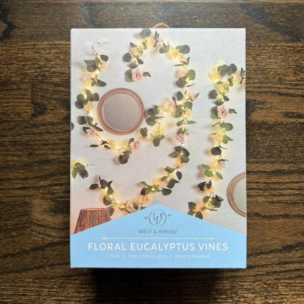 West & Arrow Floral Eucalyptus Vines Garland LED String Lights | NIB